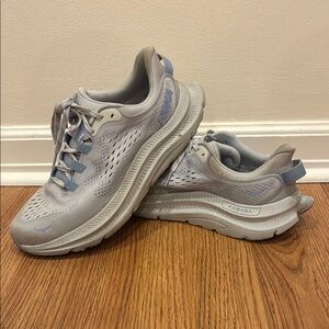 Women's Hoka Kawana Sneakers